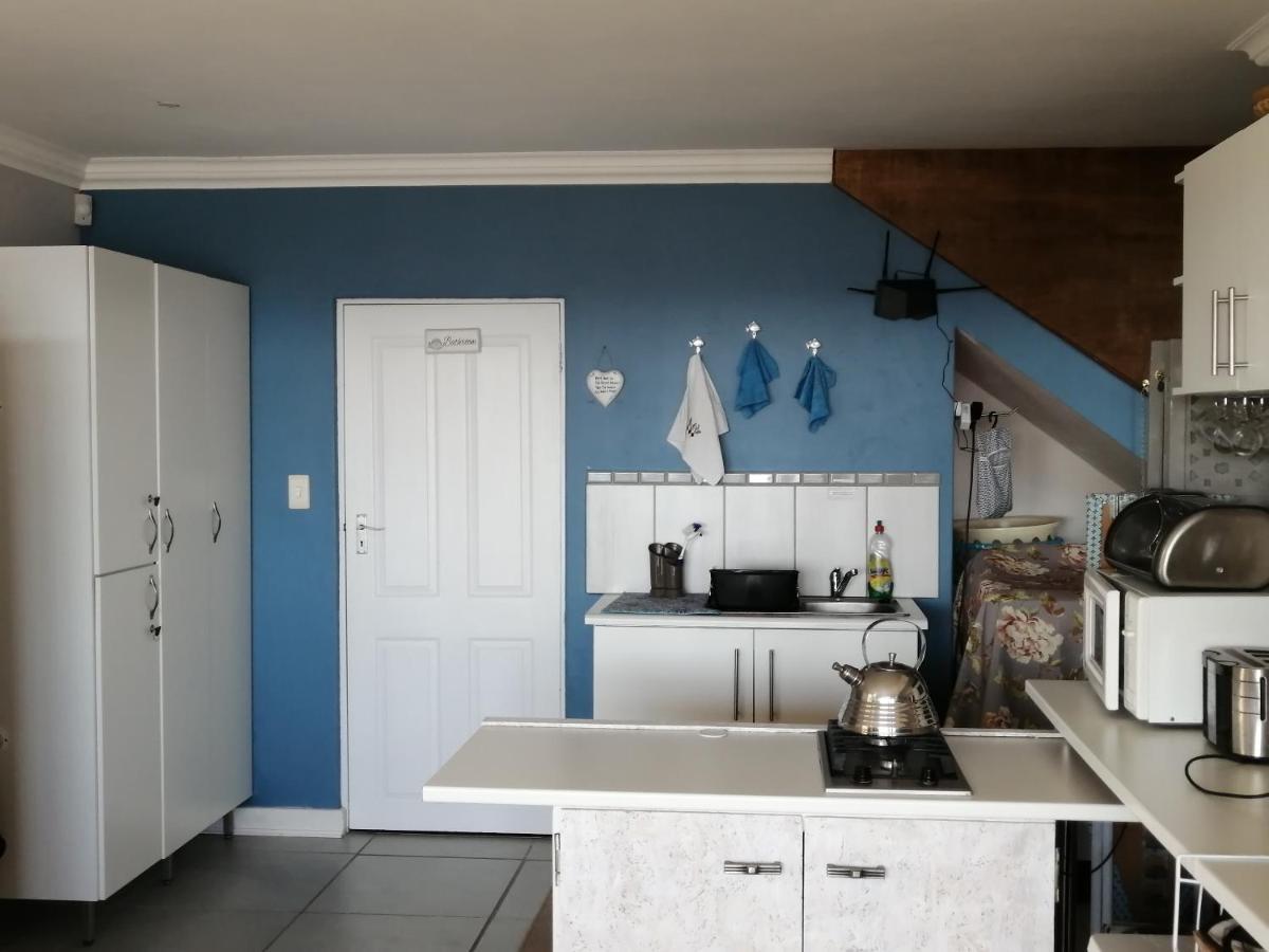 Beach House On 18P Repens Mosselbaai Buitenkant foto